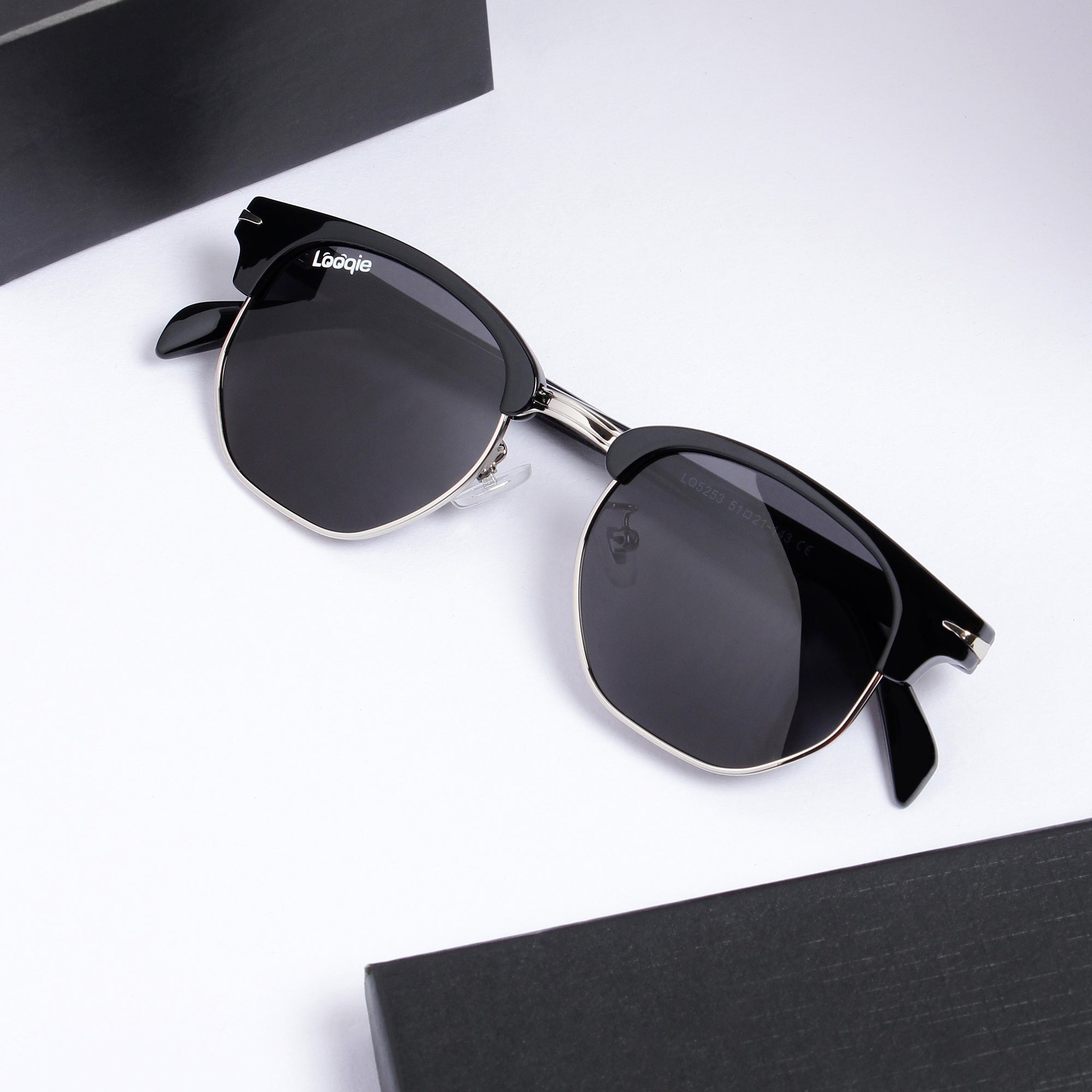 Looqie Rayz Edition Black And Black Sunglasses