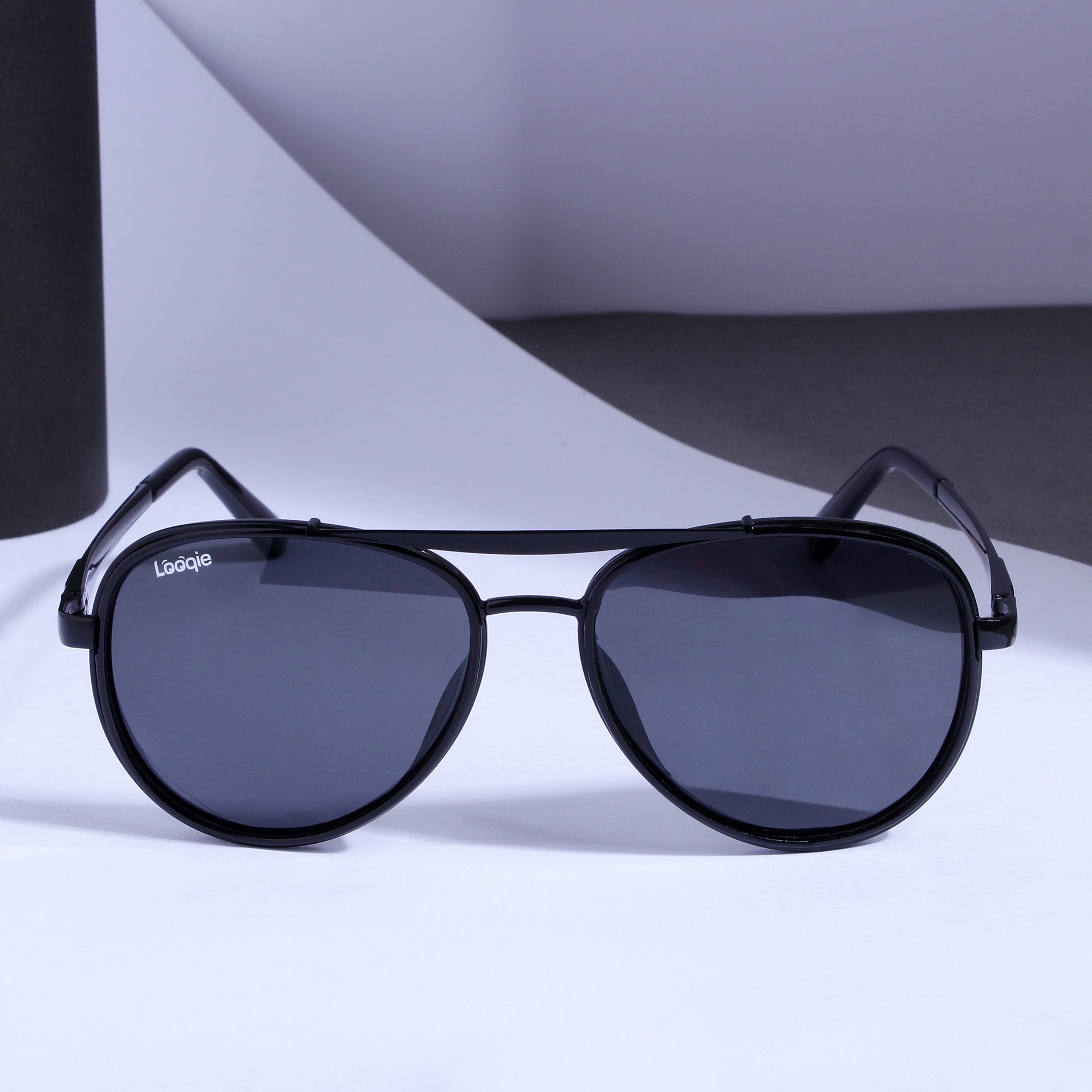 Looqie Vuis Edition Black And Black Sunglasses