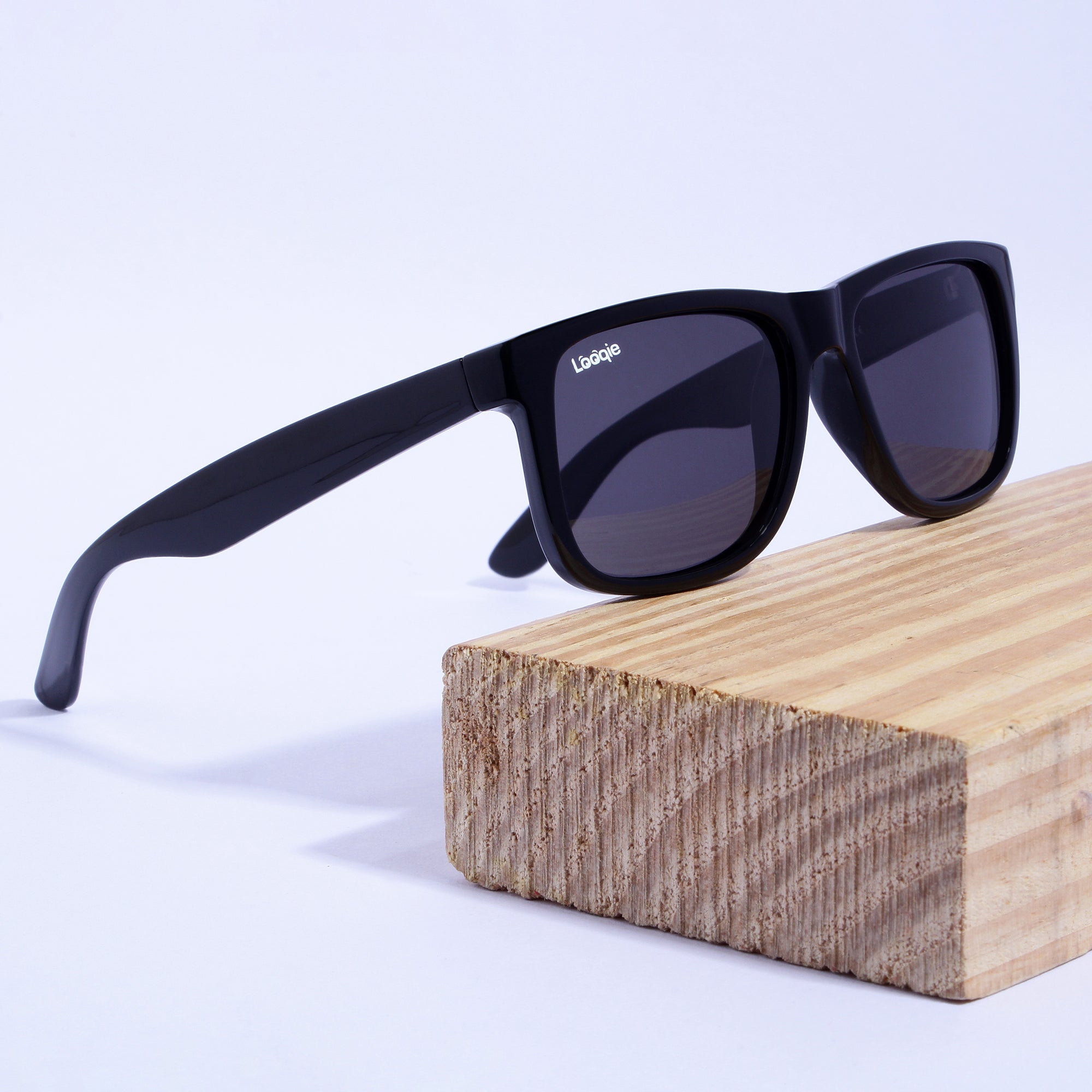 Looqie Unus Edition Black And Black Sunglasses