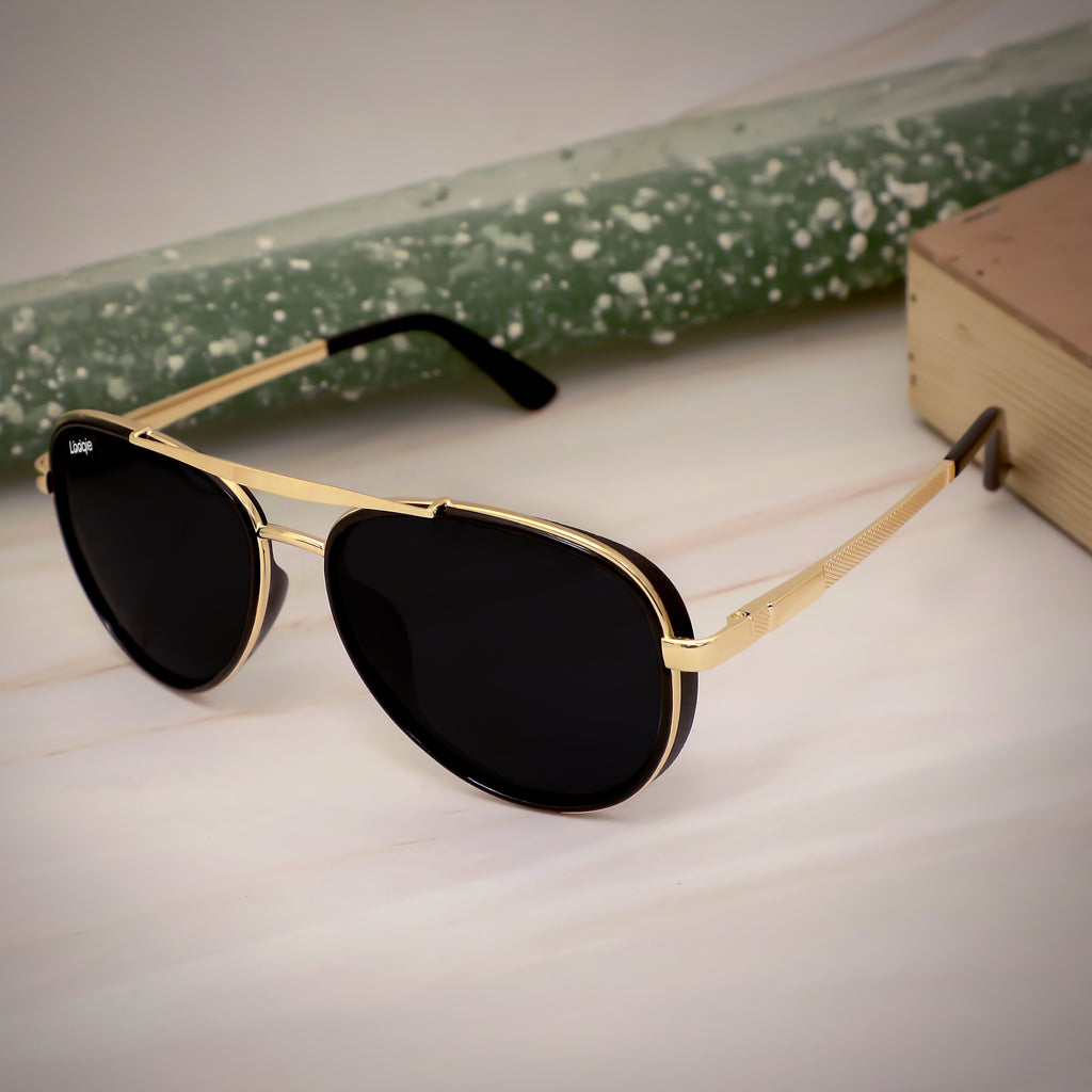 Looqie Vuis Edition Gold And Black Sunglasses